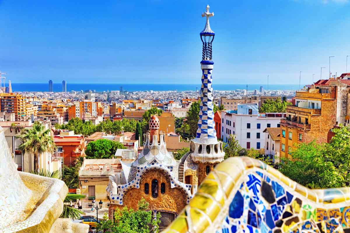 4 Tage Städteflug Barcelona | ab € 489,-